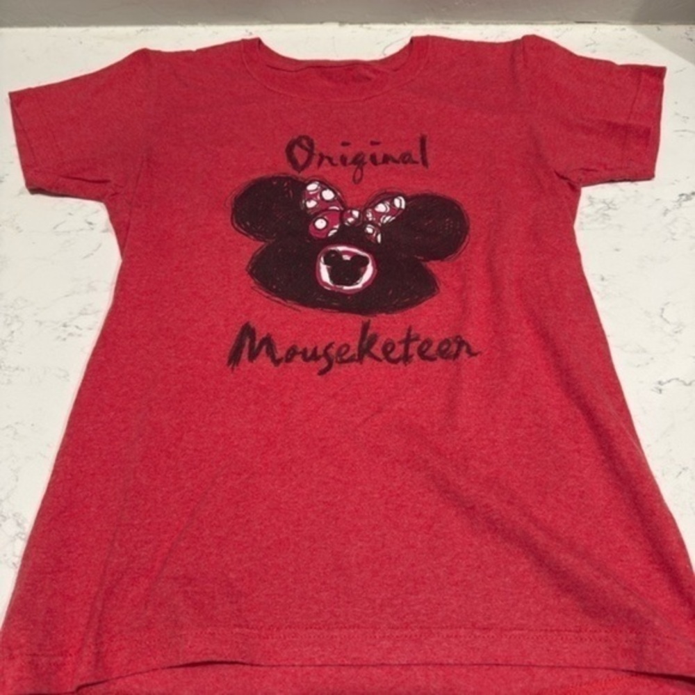 Bundle of 3 M Disney Graphic T-Shirts